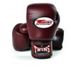 Boxningshandskar från Twins i färgen maroon, kardborrelåsning och gjorda i 100% läder